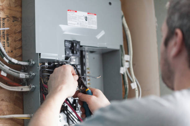 Best Circuit Breaker Installation and Repair  in Strathmore, CA